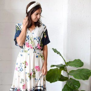Flower Boader Tiered Midi Dress